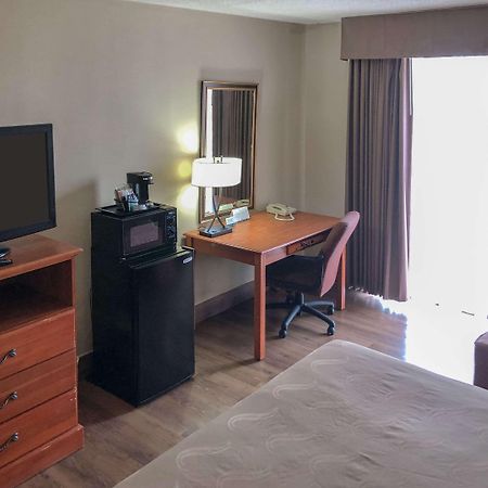 Quality Inn Near Joint Base Andrews-Washington Area Camp Springs Eksteriør bilde