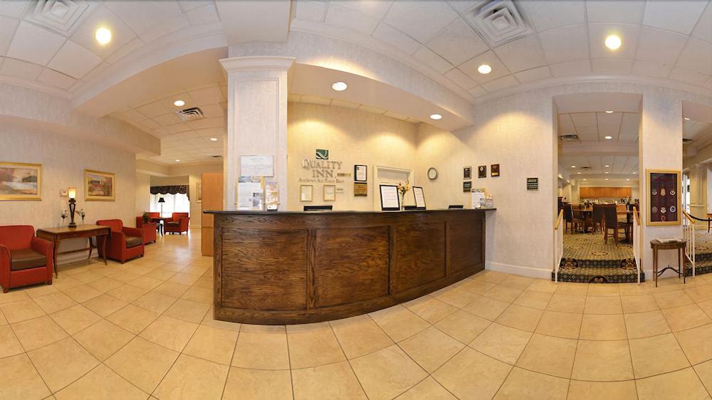 Quality Inn Near Joint Base Andrews-Washington Area Camp Springs Eksteriør bilde