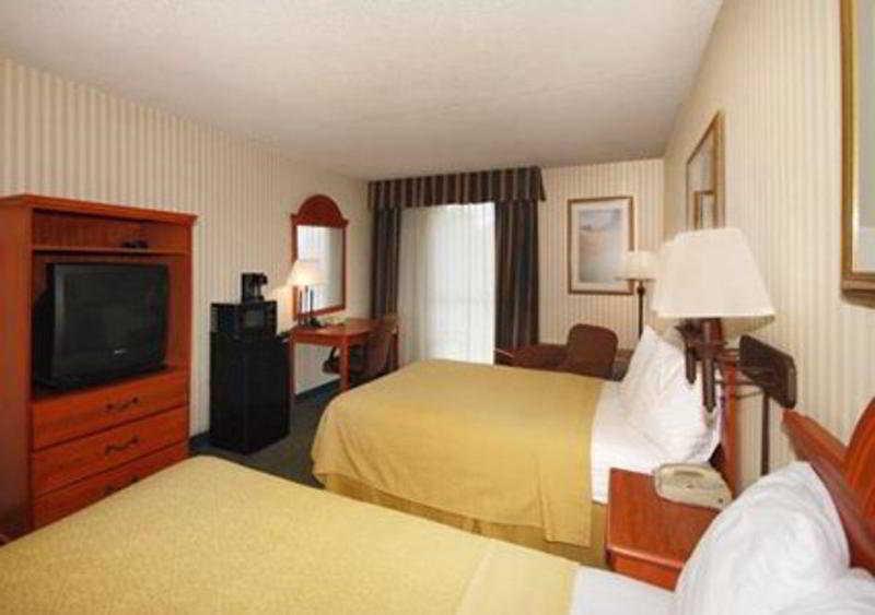 Quality Inn Near Joint Base Andrews-Washington Area Camp Springs Eksteriør bilde